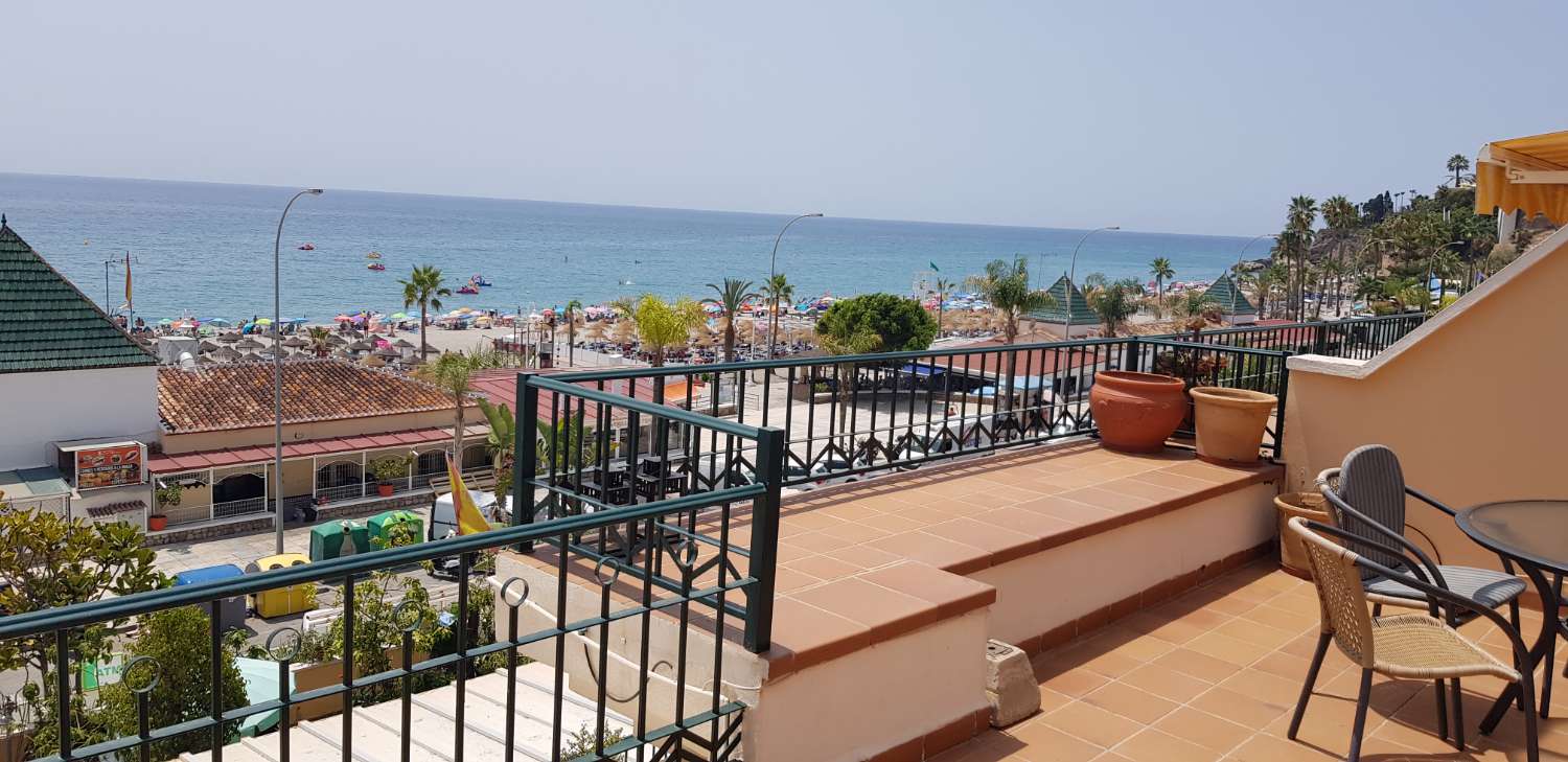 TWO BEDROOM APARTMENT IN BURRIANA BEACH