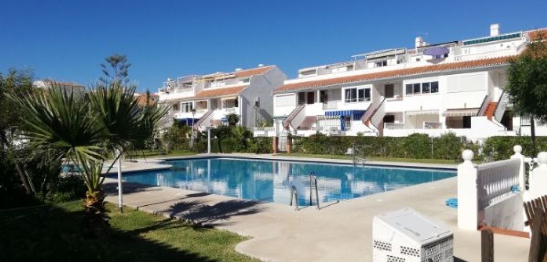 Apartment for holidays in Torrox Costa