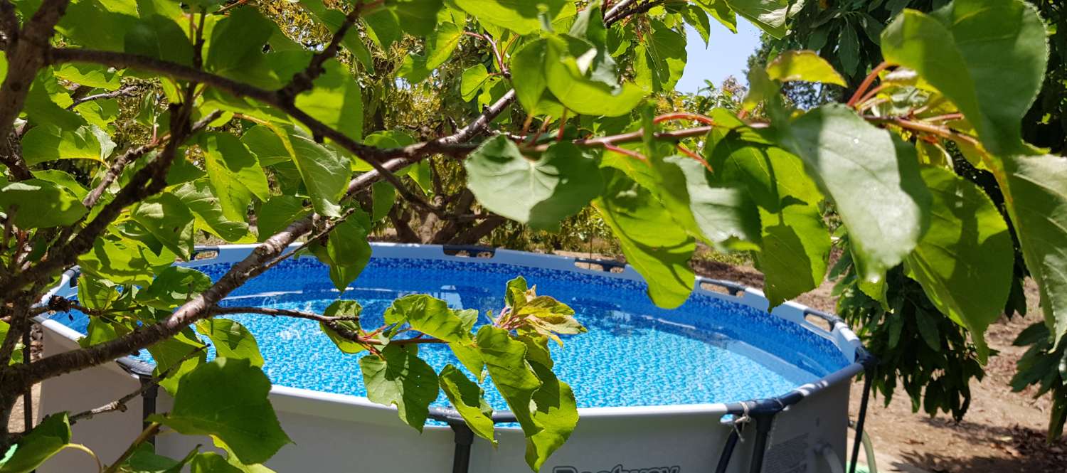 TRANQUILA CASA DE CAMPO CON PISCINA PORTATIL